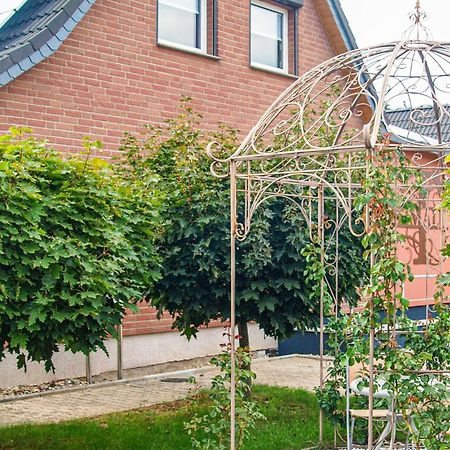 3 Bedroom Beautiful Home In Neubrandenburg Dış mekan fotoğraf